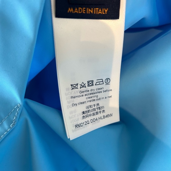 Versatile Elegance: Louis Vuitton Light Blue Monogram Reversible Windbreaker - Picture 6 of 7